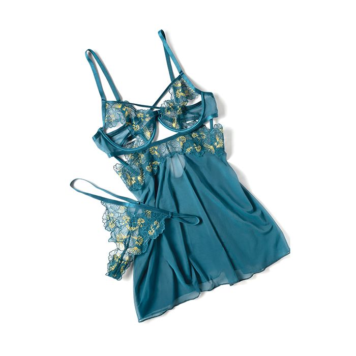 Daphne Lace & Mesh Babydoll w/Embroidered Details & Crossing Elastics